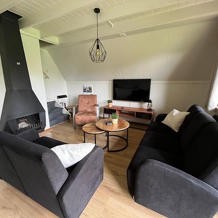 Vakantiepunt 142 - Moderne Vakantiewoning Aan Het Water! Gramsbergen 外观 照片
