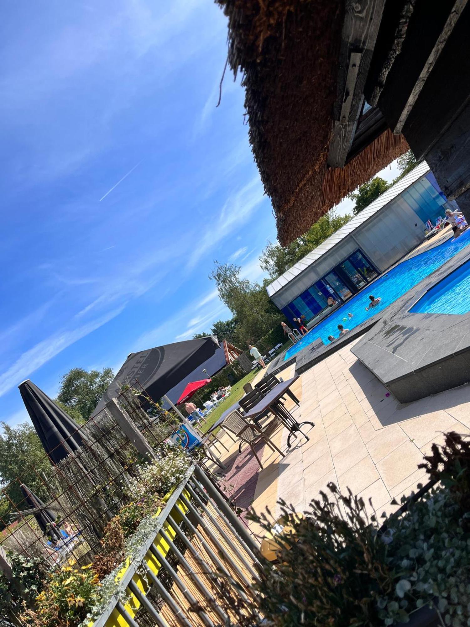 Vakantiepunt 142 - Moderne Vakantiewoning Aan Het Water! Gramsbergen 外观 照片